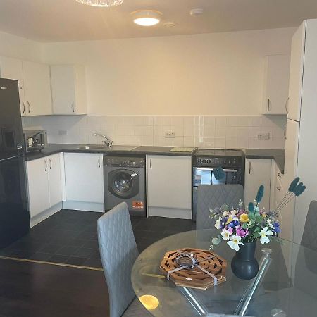 Deluxe 2-Bedroom Home Away Erith Buitenkant foto