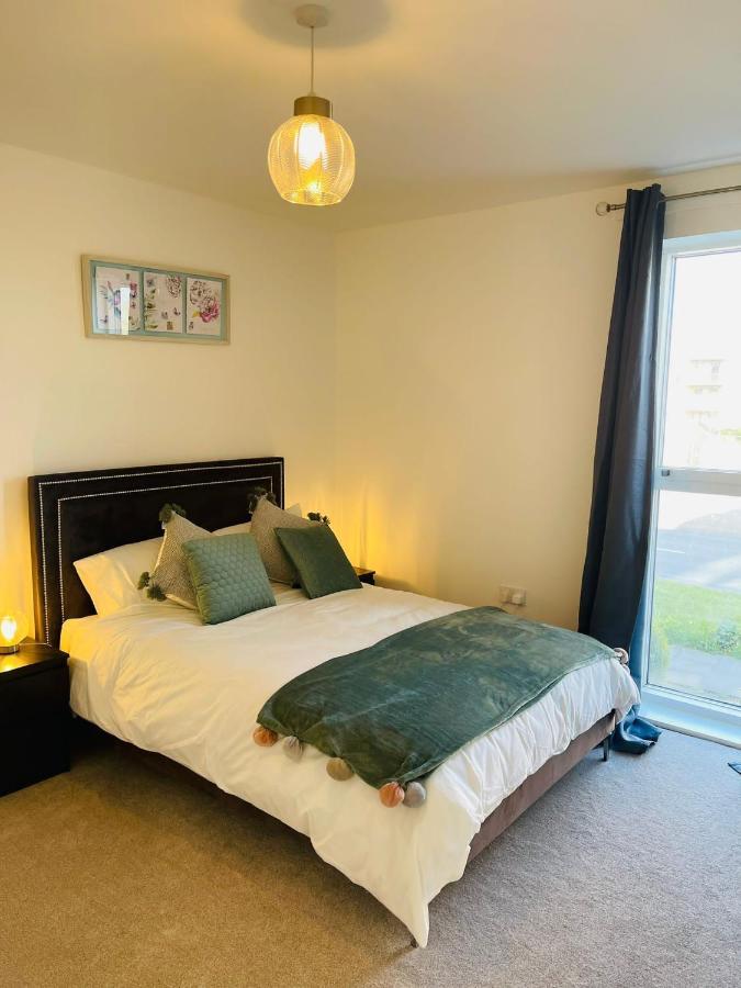 Deluxe 2-Bedroom Home Away Erith Buitenkant foto
